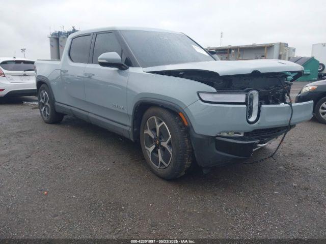  Salvage Rivian R1T