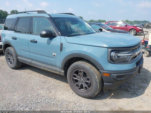  Salvage Ford Bronco