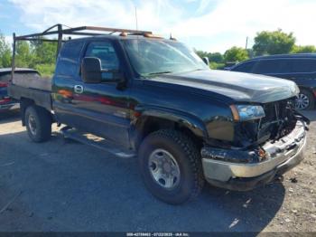  Salvage Chevrolet Silverado 2500