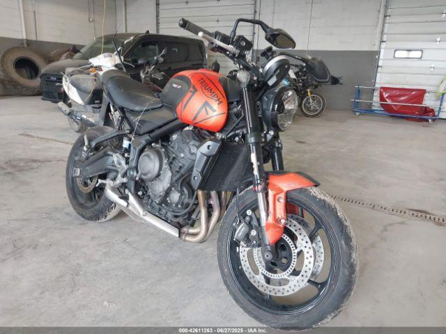  Salvage Triumph Motorcycle Trident 660