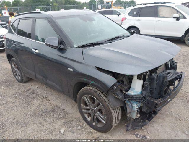  Salvage Kia Seltos