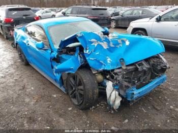  Salvage Ford Mustang
