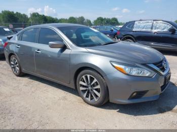  Salvage Nissan Altima