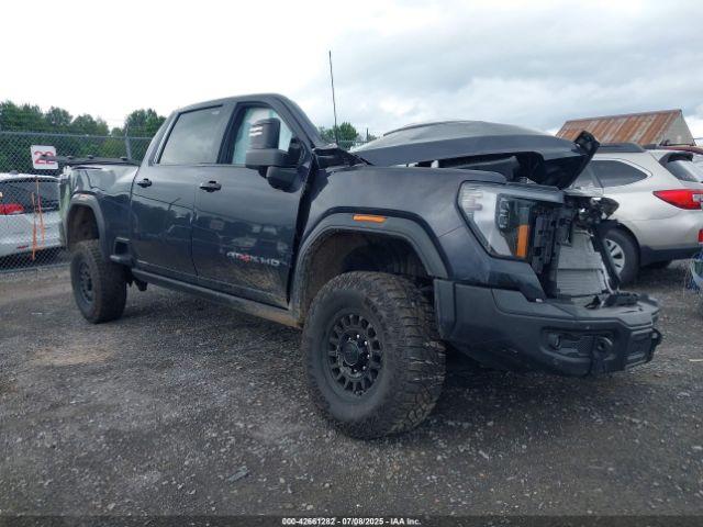  Salvage General Motors Sierra 2500HD