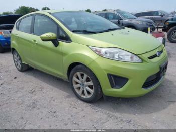  Salvage Ford Fiesta