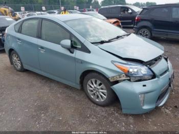  Salvage Toyota Prius