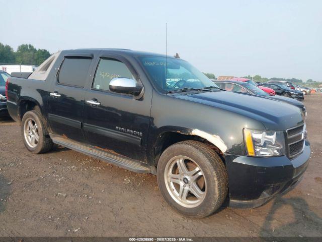  Salvage Chevrolet Avalanche 1500