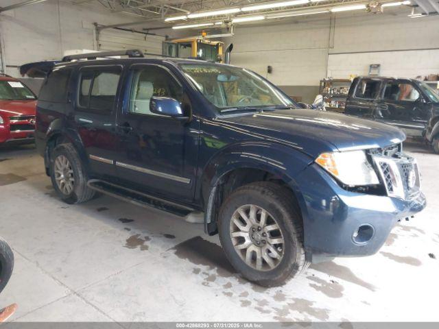  Salvage Nissan Pathfinder