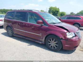  Salvage Chrysler Town & Country