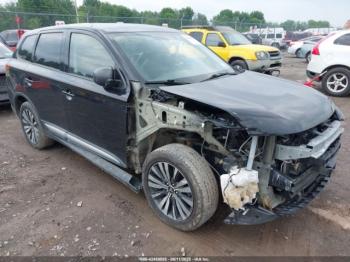  Salvage Mitsubishi Outlander