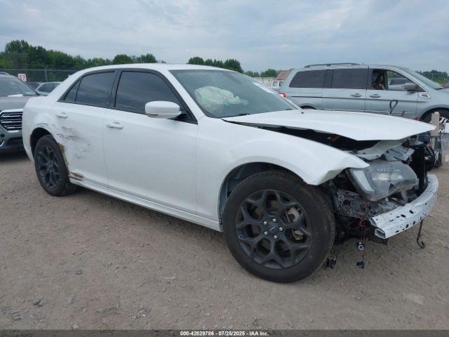  Salvage Chrysler 300