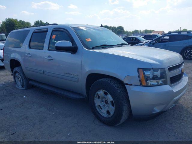  Salvage Chevrolet Suburban 1500