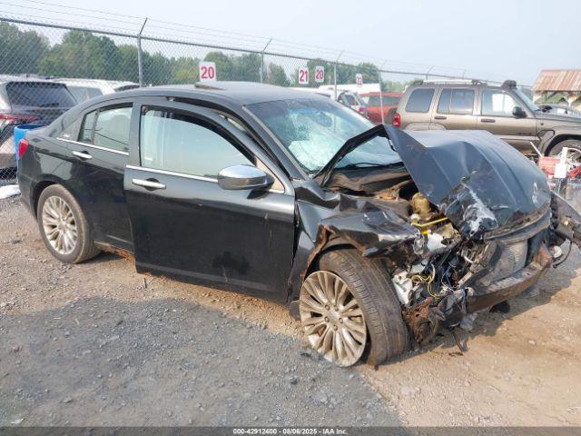  Salvage Chrysler 200