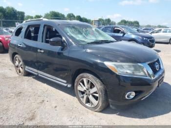  Salvage Nissan Pathfinder