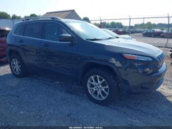  Salvage Jeep Cherokee