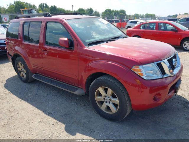  Salvage Nissan Pathfinder