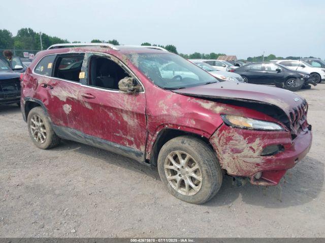  Salvage Jeep Cherokee