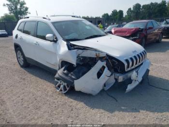  Salvage Jeep Cherokee