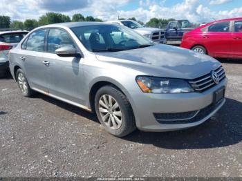  Salvage Volkswagen Passat