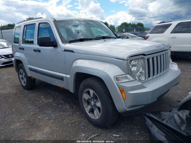  Salvage Jeep Liberty