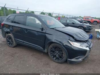  Salvage Mitsubishi Outlander