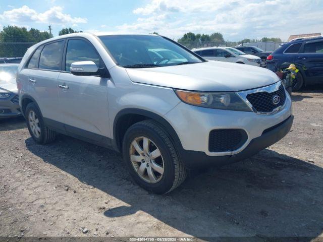  Salvage Kia Sorento