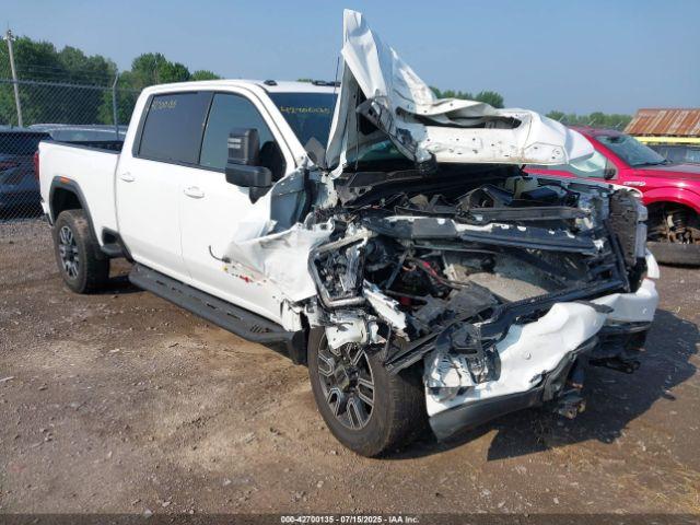  Salvage General Motors Sierra 3500HD