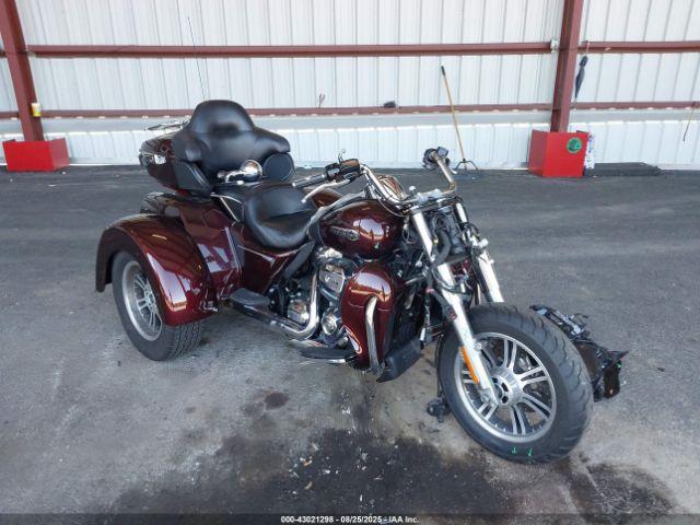  Salvage Harley-Davidson Flhtcutg