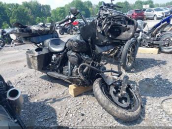  Salvage Harley-Davidson Fltrxs