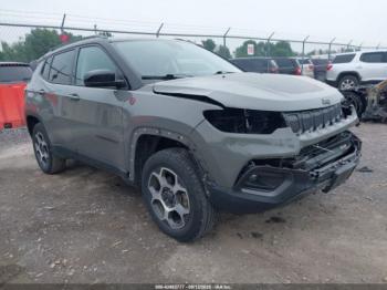  Salvage Jeep Compass