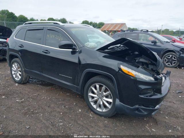  Salvage Jeep Cherokee