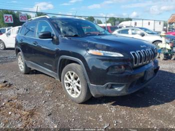  Salvage Jeep Cherokee