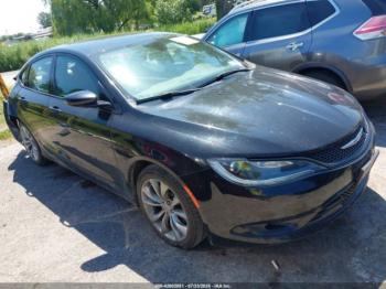  Salvage Chrysler 200