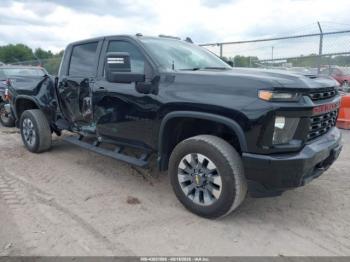  Salvage Chevrolet Silverado 2500