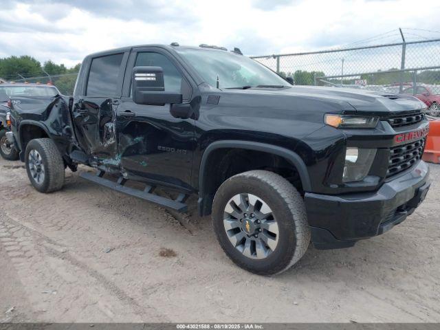  Salvage Chevrolet Silverado 2500