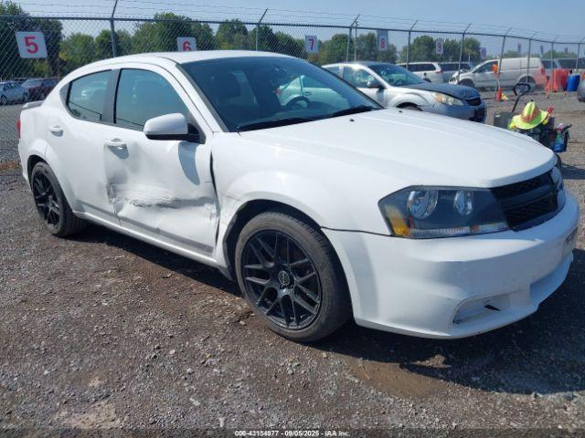  Salvage Dodge Avenger