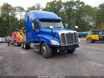  Salvage Freightliner Cascadia 125