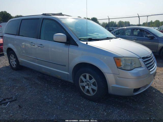  Salvage Chrysler Town & Country