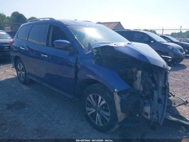  Salvage Nissan Pathfinder