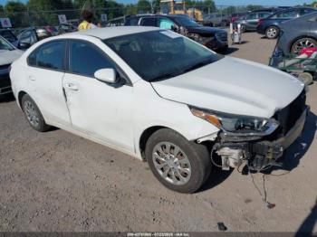  Salvage Kia Forte