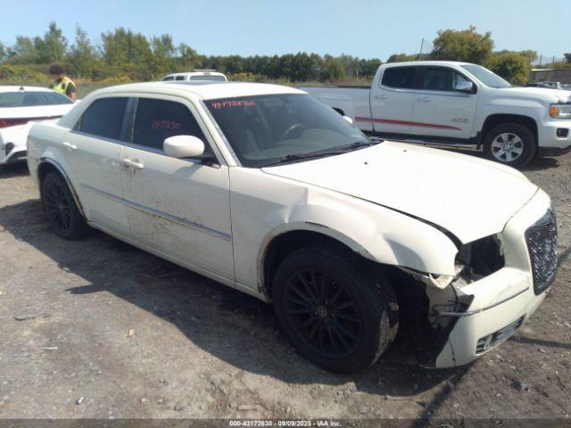 Salvage Chrysler 300
