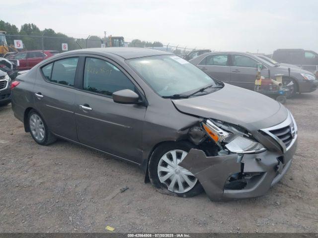  Salvage Nissan Versa