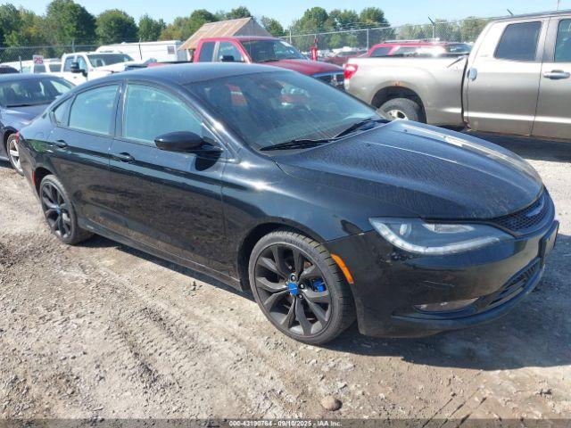  Salvage Chrysler 200