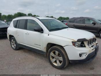  Salvage Jeep Compass