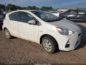  Salvage Toyota Prius c