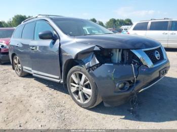  Salvage Nissan Pathfinder