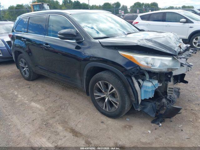  Salvage Toyota Highlander