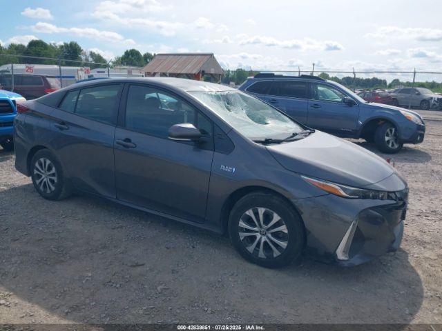  Salvage Toyota Prius Prime