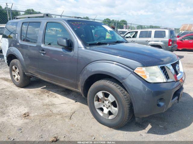  Salvage Nissan Pathfinder