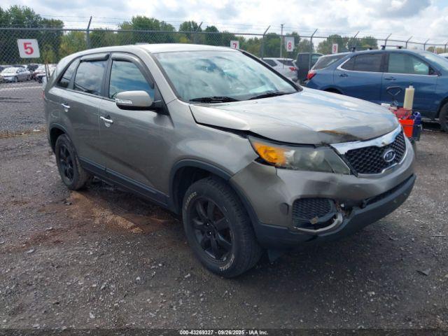  Salvage Kia Sorento